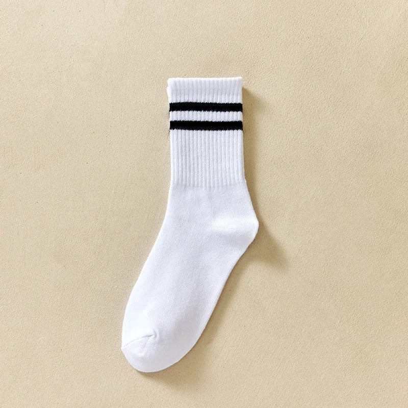 3/6 Pairs Women Sports Solid Socks Soft Comfortable Ventilate Versatile Mid Calf Socks Casual Stripe Splice Female Street Socks
